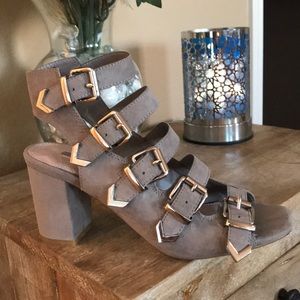 TOPSHOP buckle heels- Grey